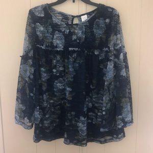 NWOT Sz L Time and True lace top